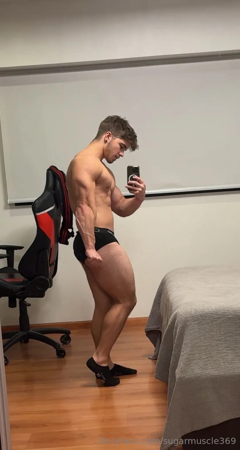 Mr musculo @sugarmuscle369 fap