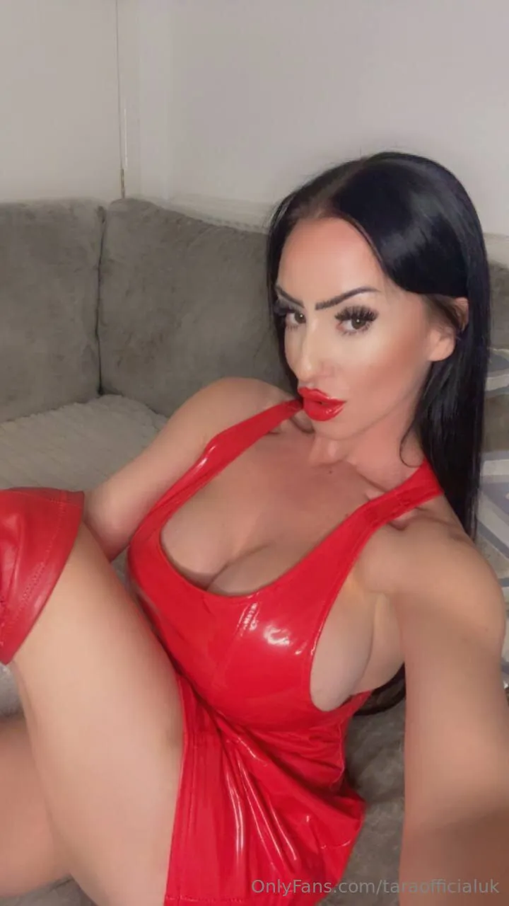 I'M ONLINE NOW 😈😈😈💦💦💦 Get in my DMs if you want to play !