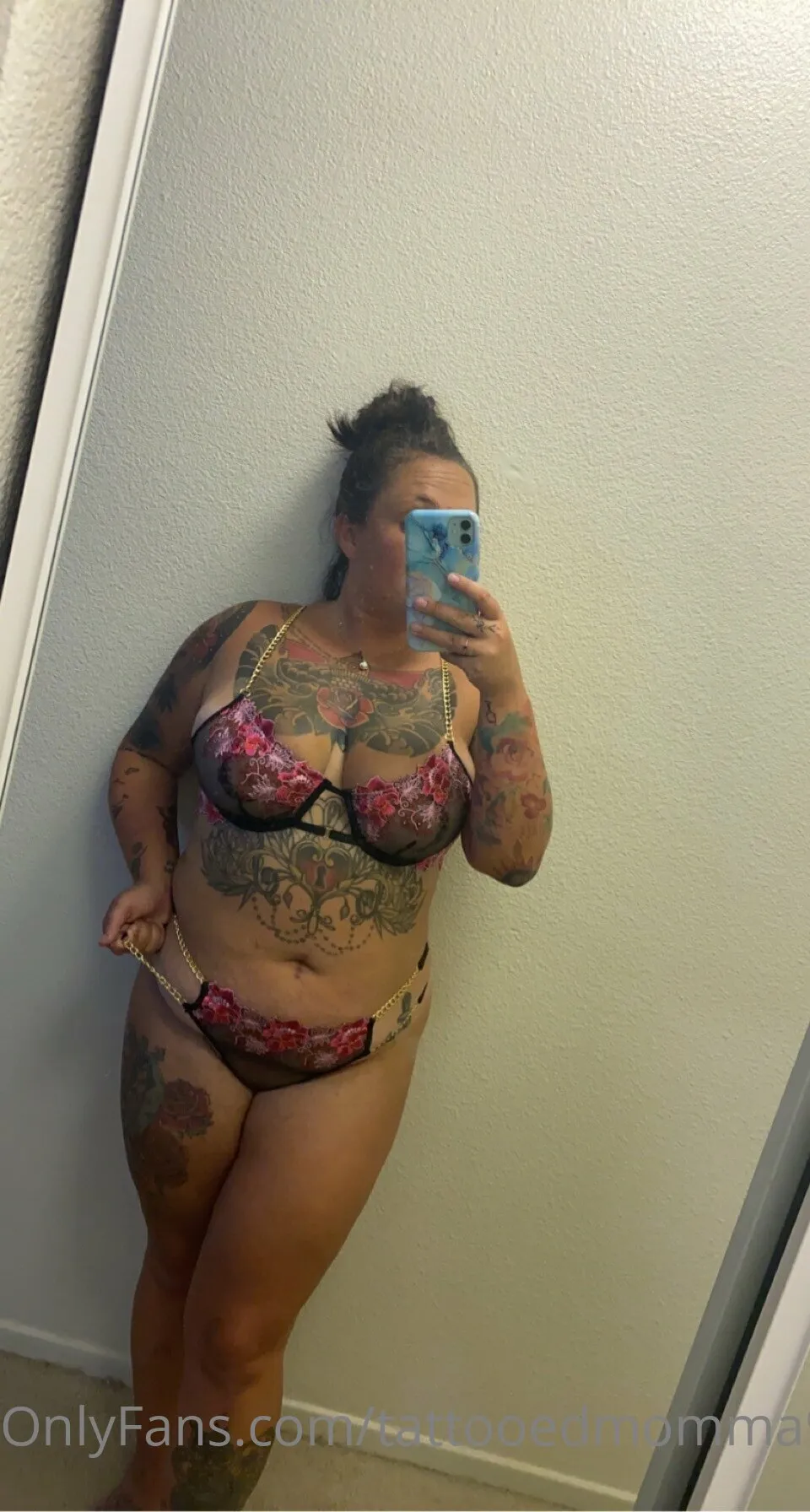 Tattooedmomma93 @tattooedmomma93 lactating