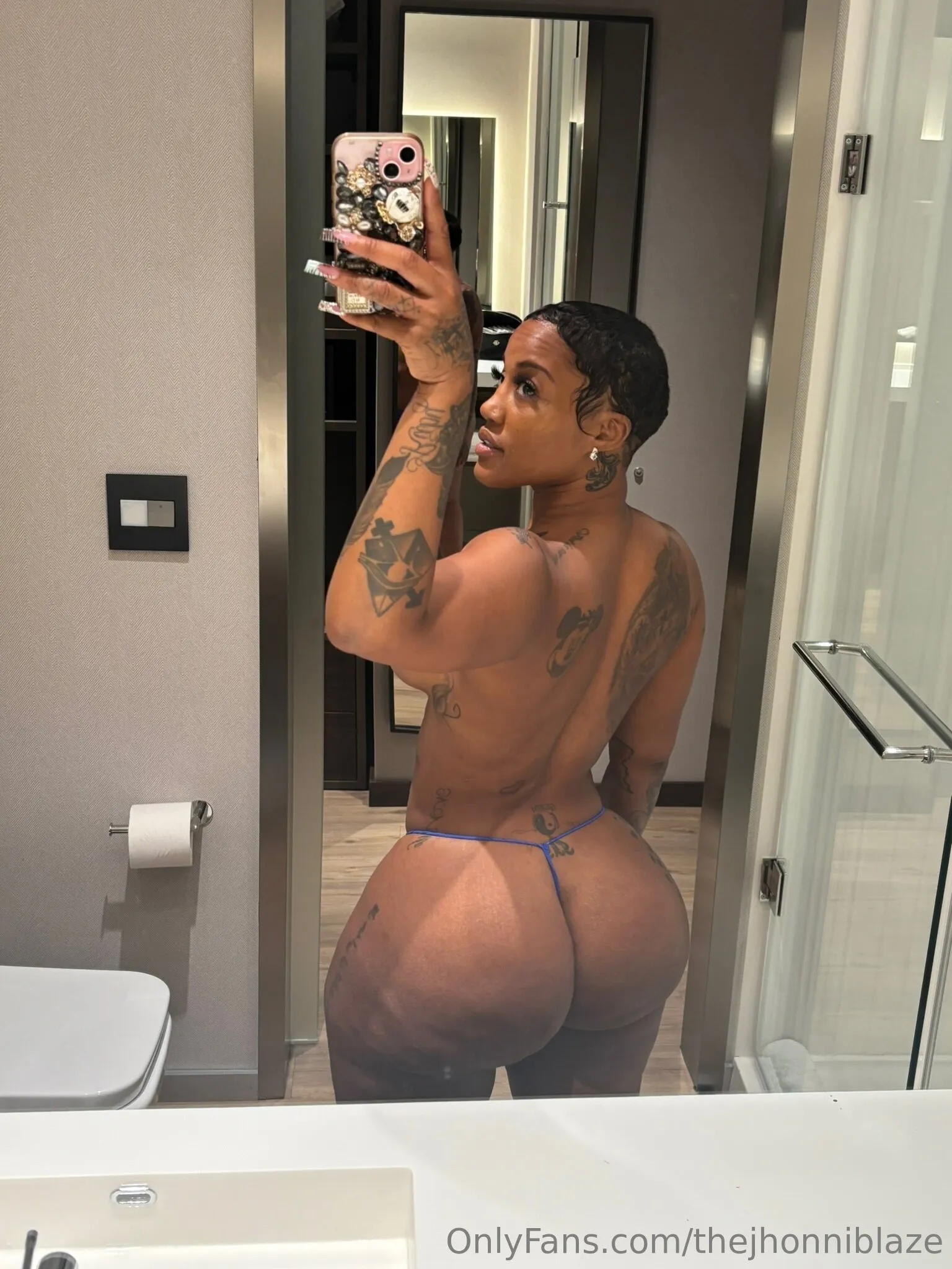 Jhonni @thejhonniblaze xxx videos