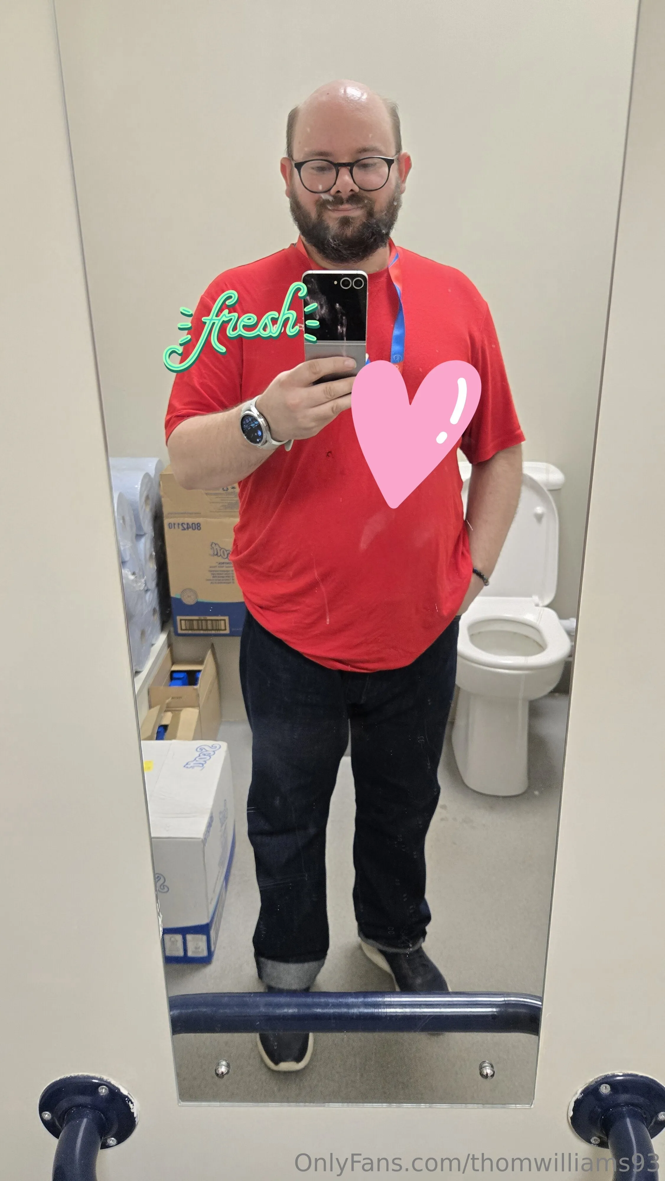 Who's a fan of daddy's work gear? 😈😉