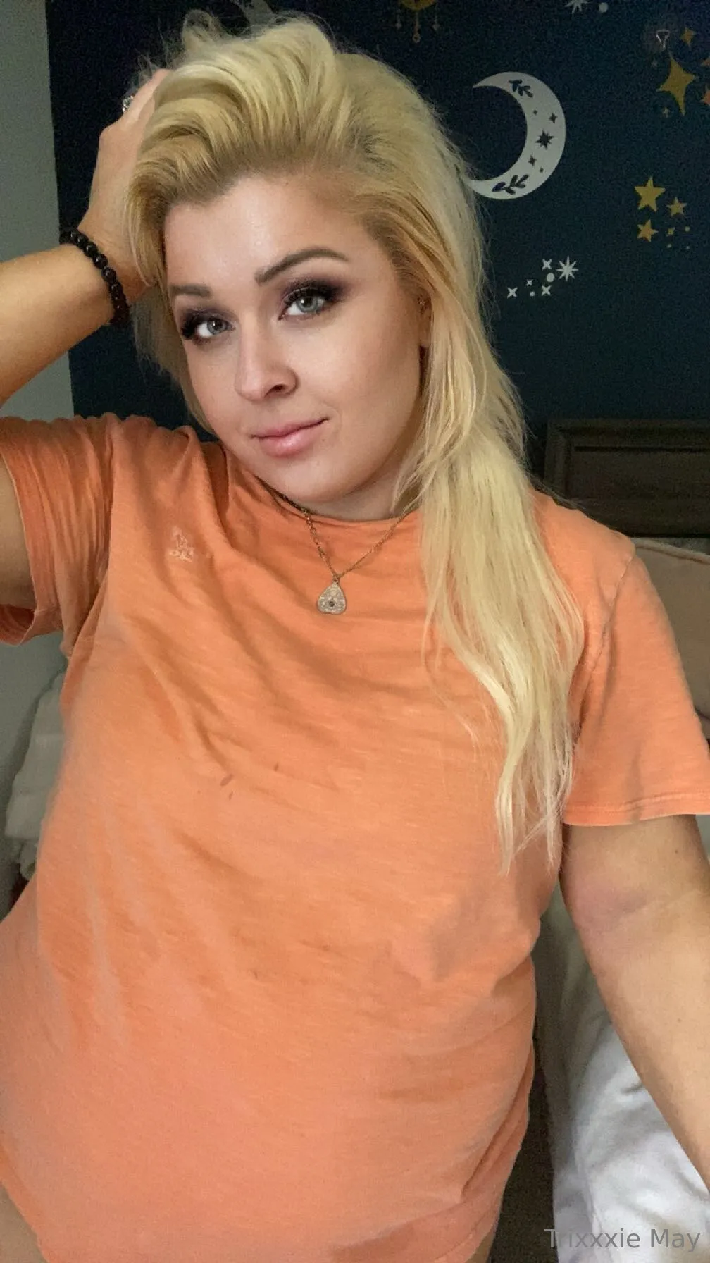 💕 Trixxxie May 💕 Your new obsession 👑 @trixxxiemay facebook