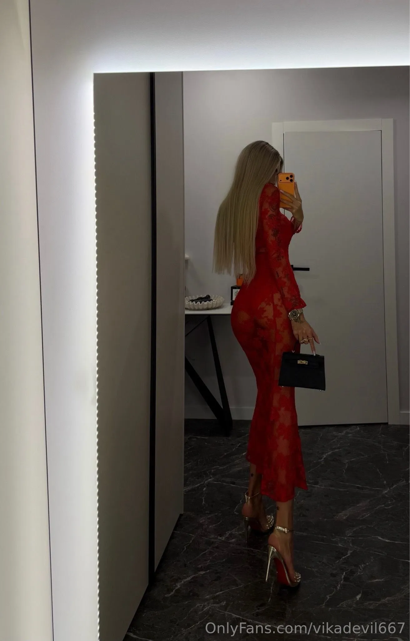 𝐕𝐢𝐤𝐚 😈 𝐃𝐞𝐯𝐢𝐥 @vikadevil667 handjob