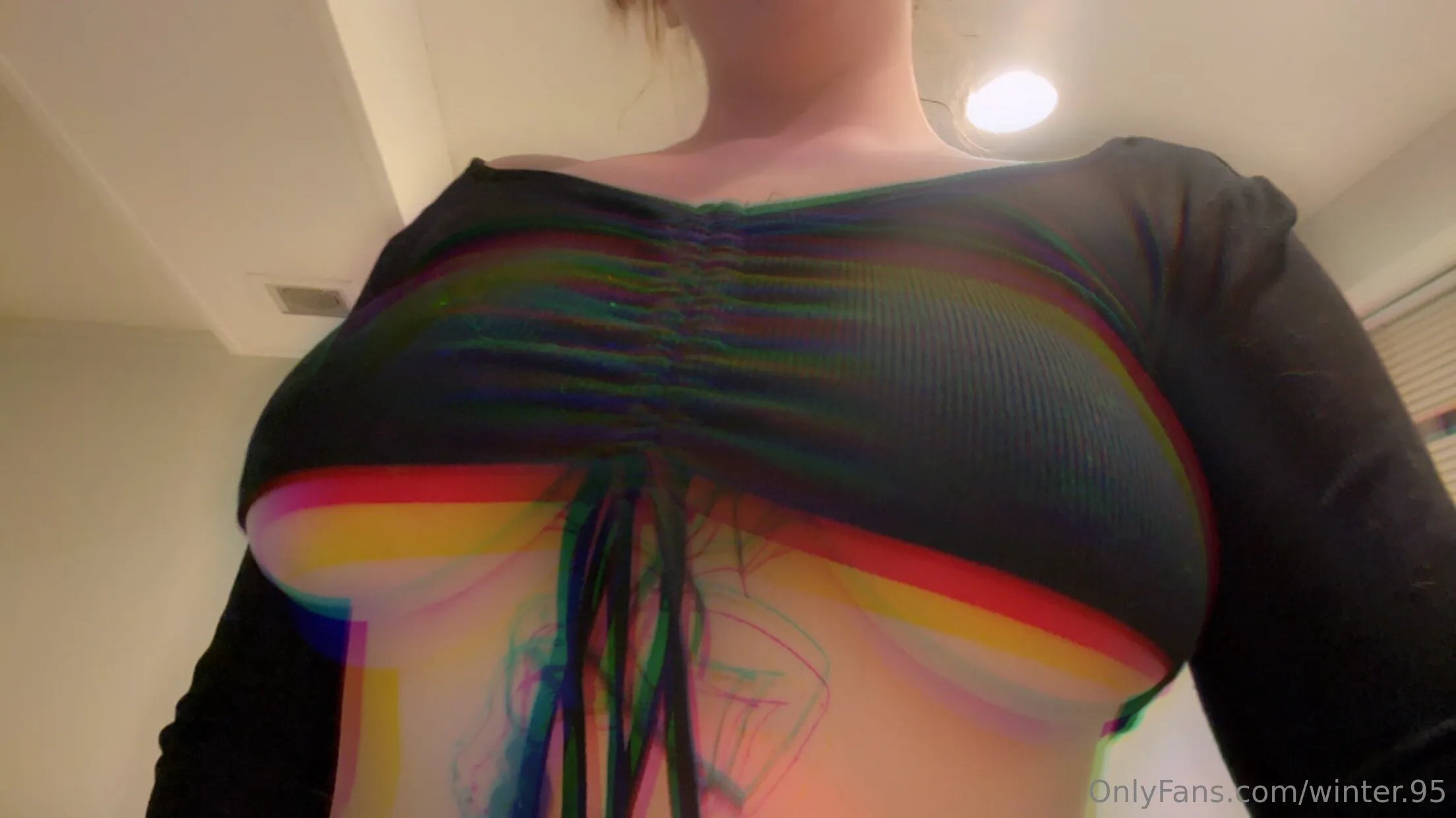 A lil under boob for yall 🥵💯