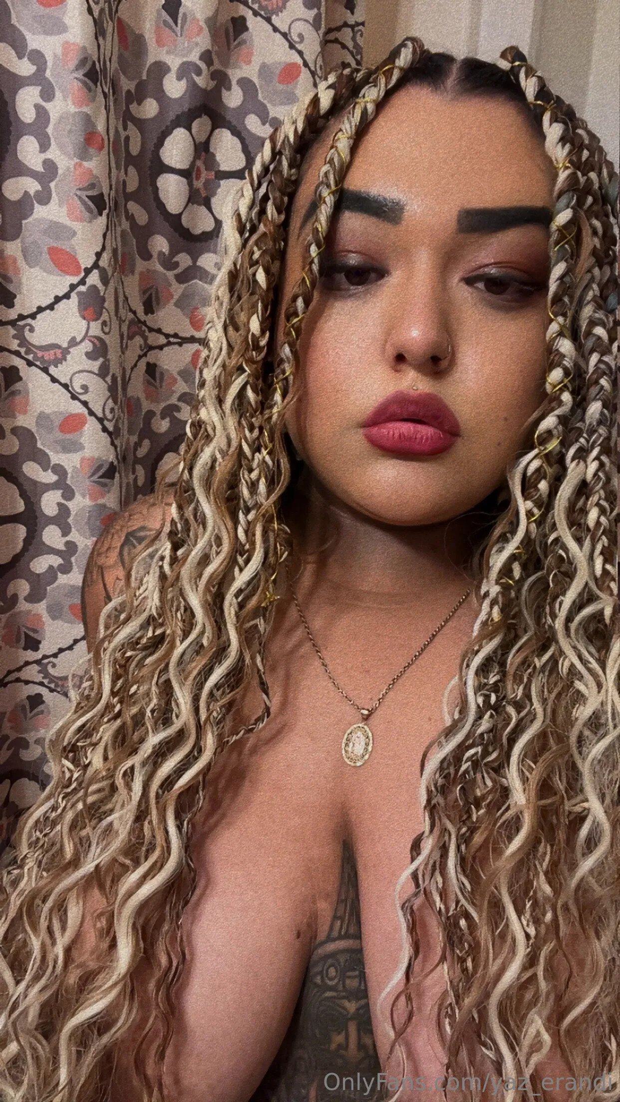 Yasmin @yaz_erandi camwhores