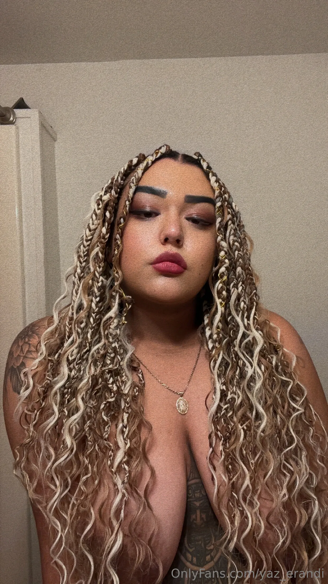 Yasmin @yaz_erandi who is