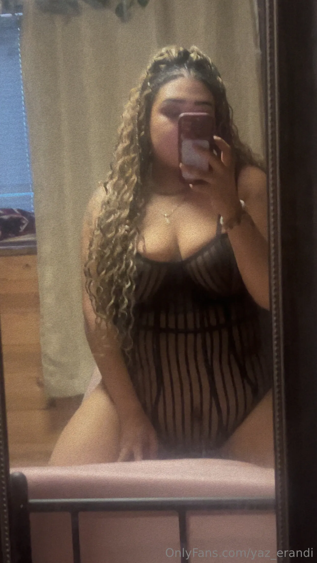 Yasmin @yaz_erandi bj