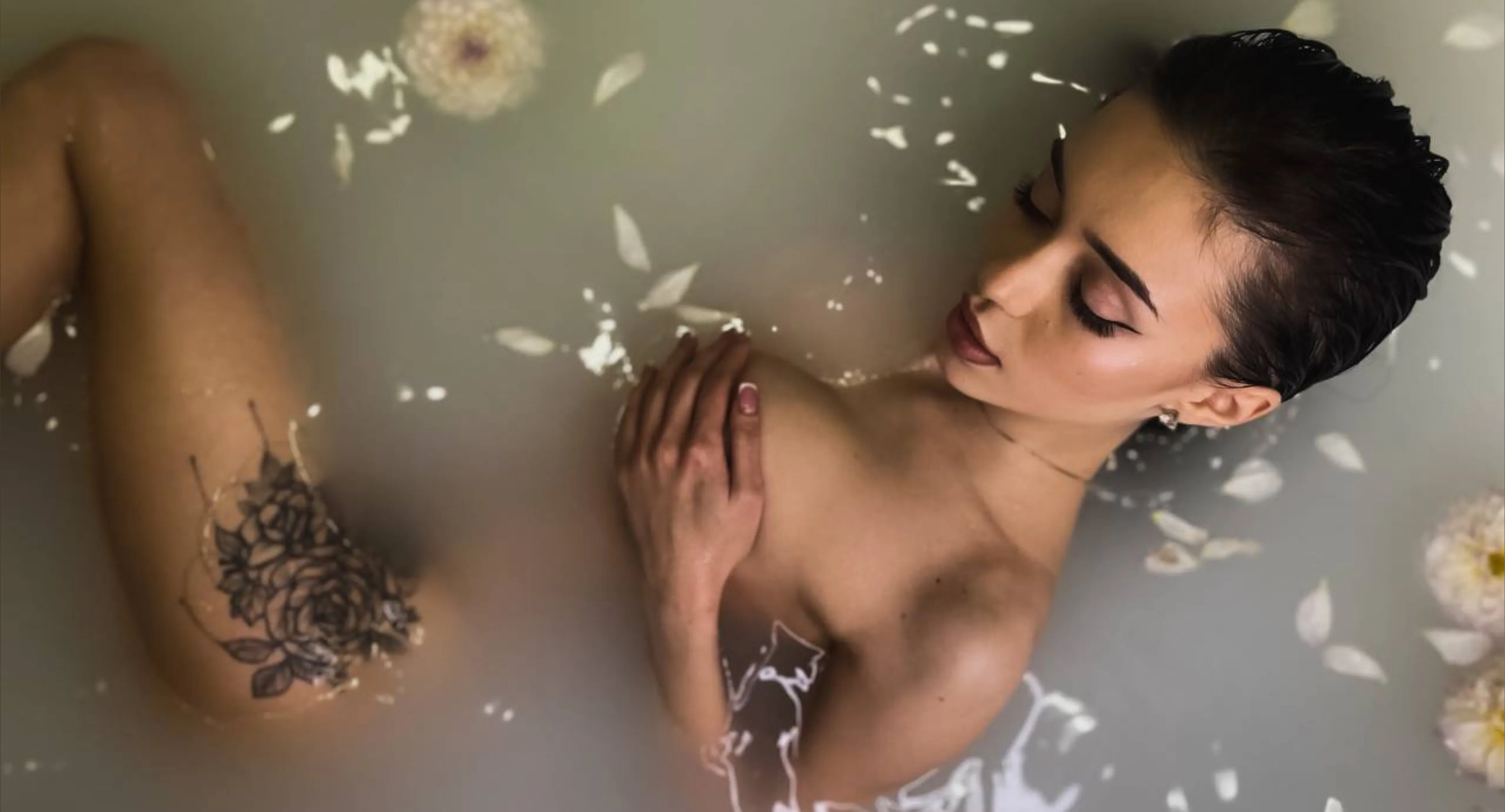 𝐋𝐢𝐬𝐚 𝐋𝐞𝐞™ 𝐅𝐫𝐞𝐞