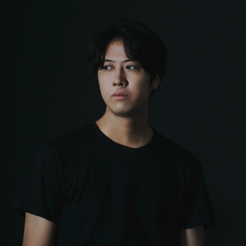 Portrait of Fumito Iwai in a musical setting