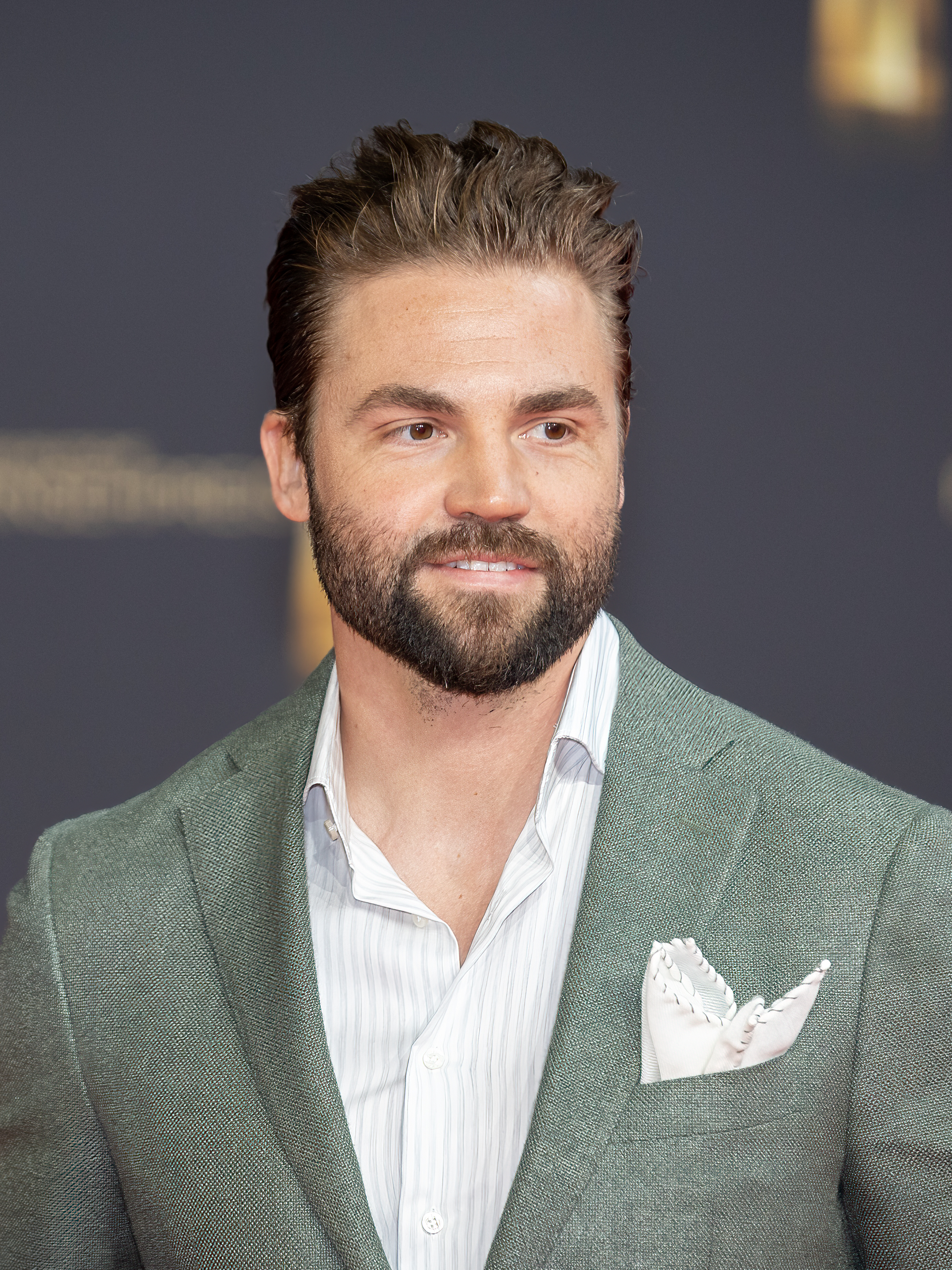 Benjamin Heinrich portraying Bambi in 'Unter uns' soap opera
