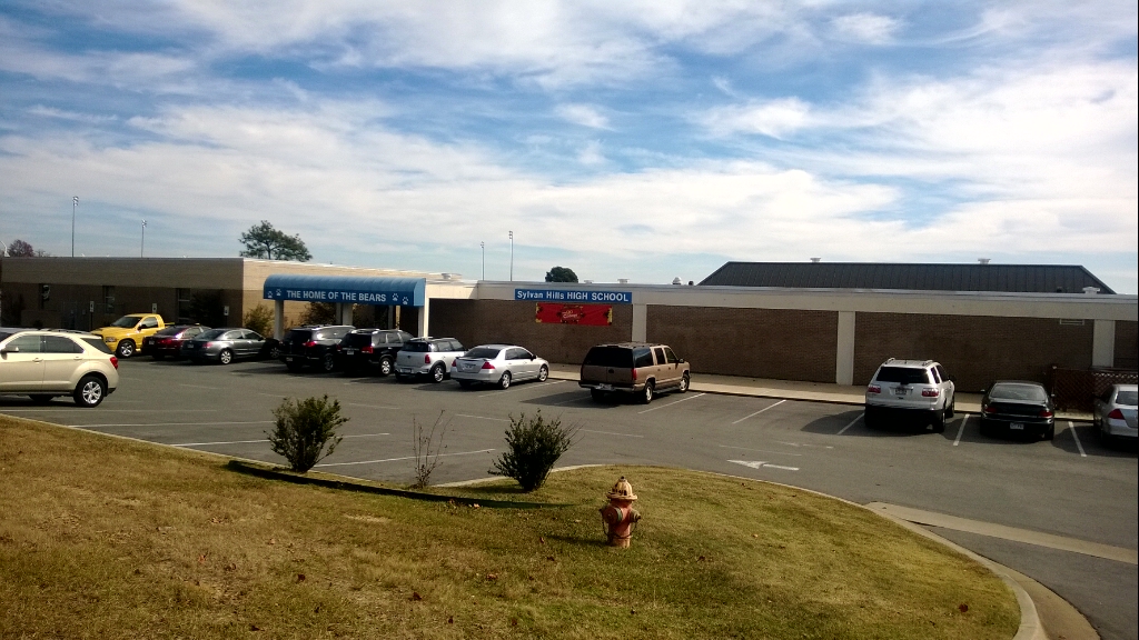 Sylvan Hills High School campus photo