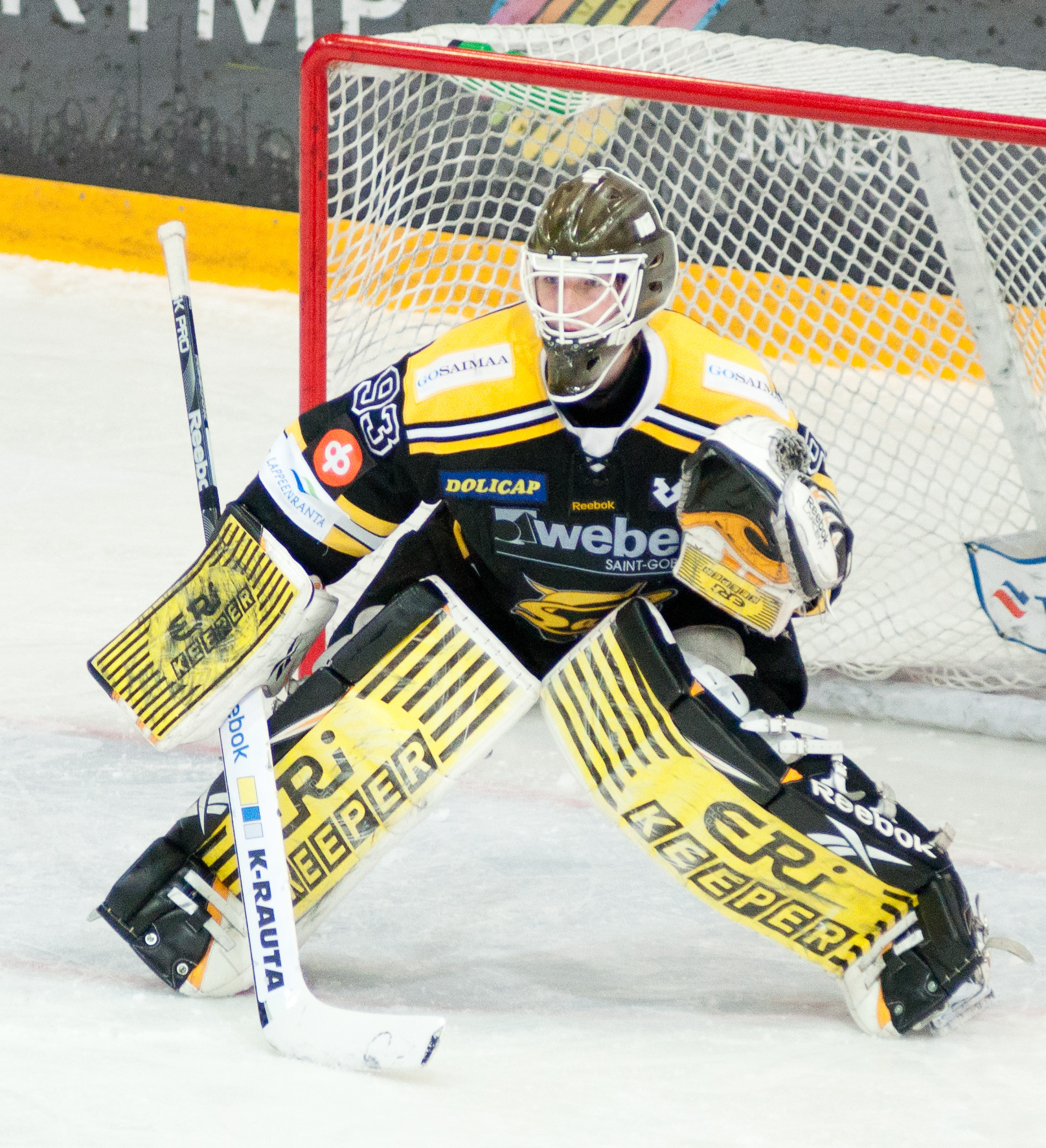 Richard Ullberg playing as Finnish goaltender in Liiga debut